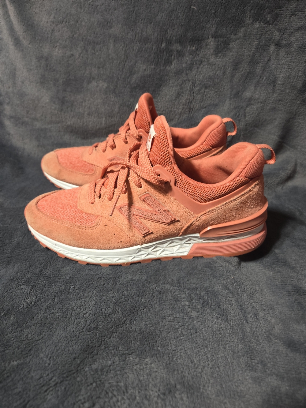 New Balance Women's WS574SCR Classic Lifestyle Sneakers Sport Rose Size 8